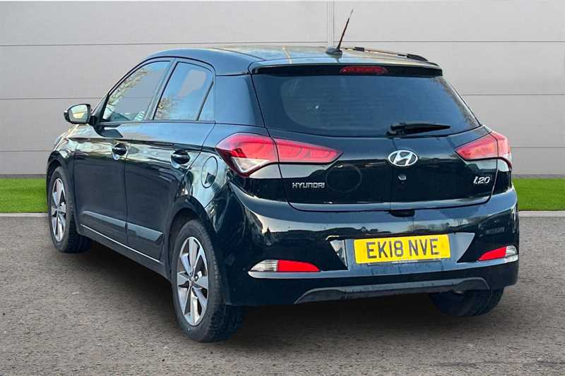 Used Hyundai i20 2018 for sale - 76875260: Photo 3