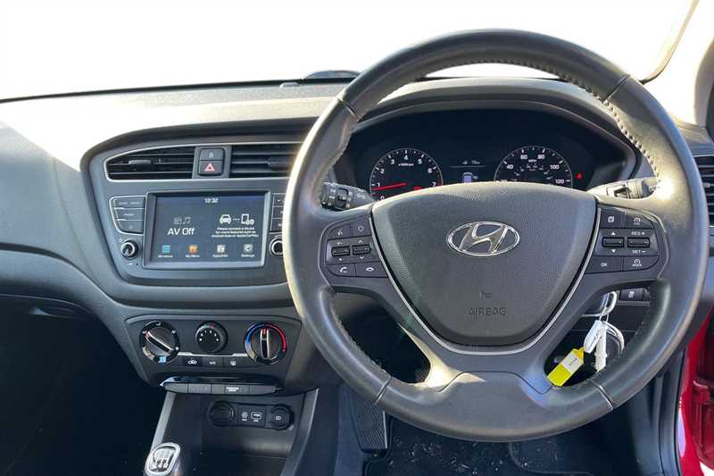 Used Hyundai i20 2020 for sale - 77600620: Photo 4