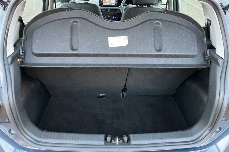 Used Hyundai i10 2021 for sale - 76901704: Photo 20