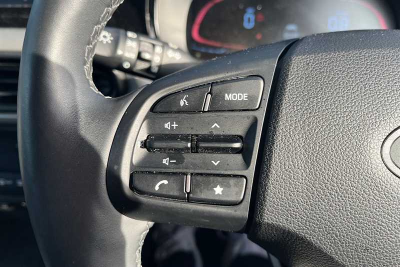 Used Hyundai i10 2023 for sale - 77134120: Photo 15