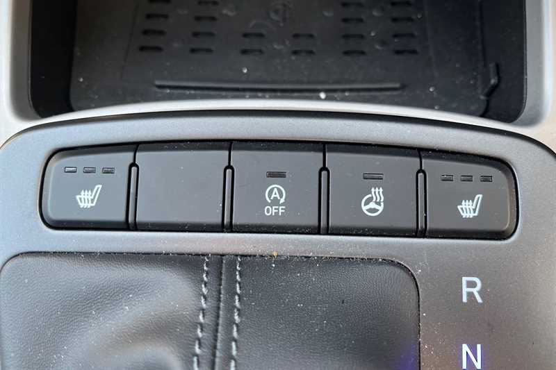 Used Hyundai i10 2023 for sale - 77134120: Photo 23