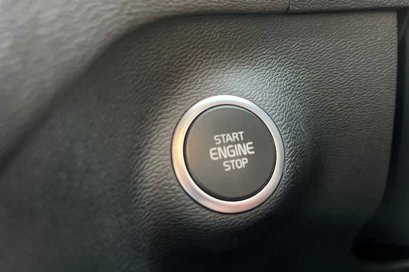 Used Volvo XC40 2022 for sale - 78074603: Photo 15