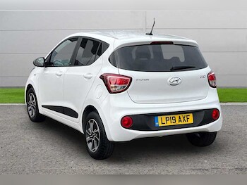 Used Hyundai i10 2019 for sale - 77614851: Photo
