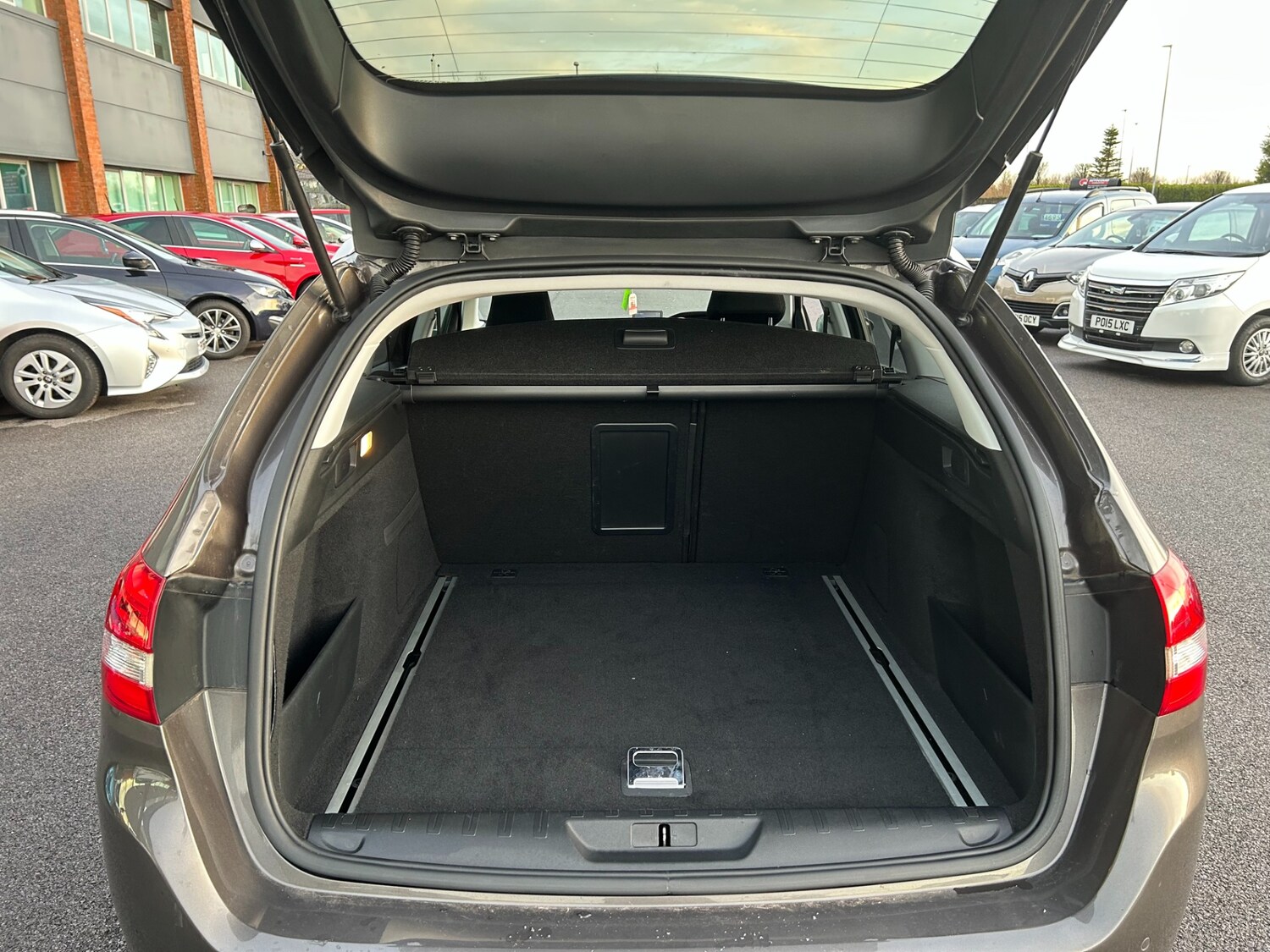 Used Peugeot 308 2026 for sale - 78122563: Photo 11