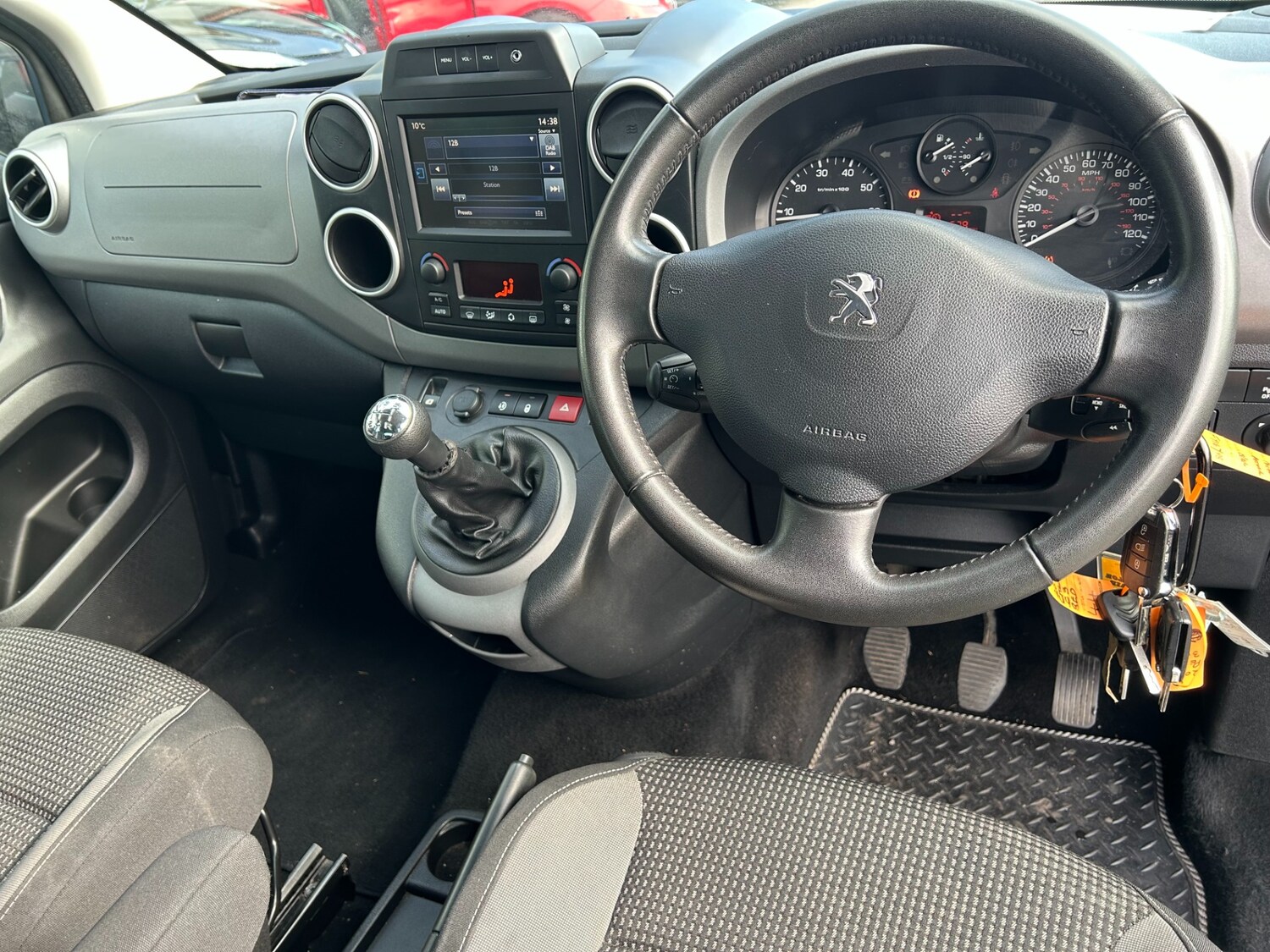 Used Peugeot Partner Tepee 2016 for sale - 78108436: Photo 9