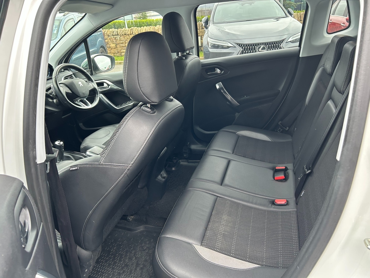 Used Peugeot 2008 2026 for sale - 78121943: Photo 12