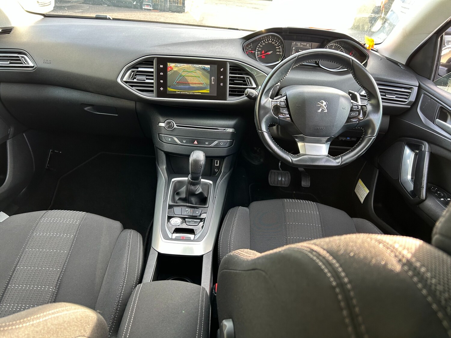 Used Peugeot 308 2017 for sale - 78122312: Photo 15