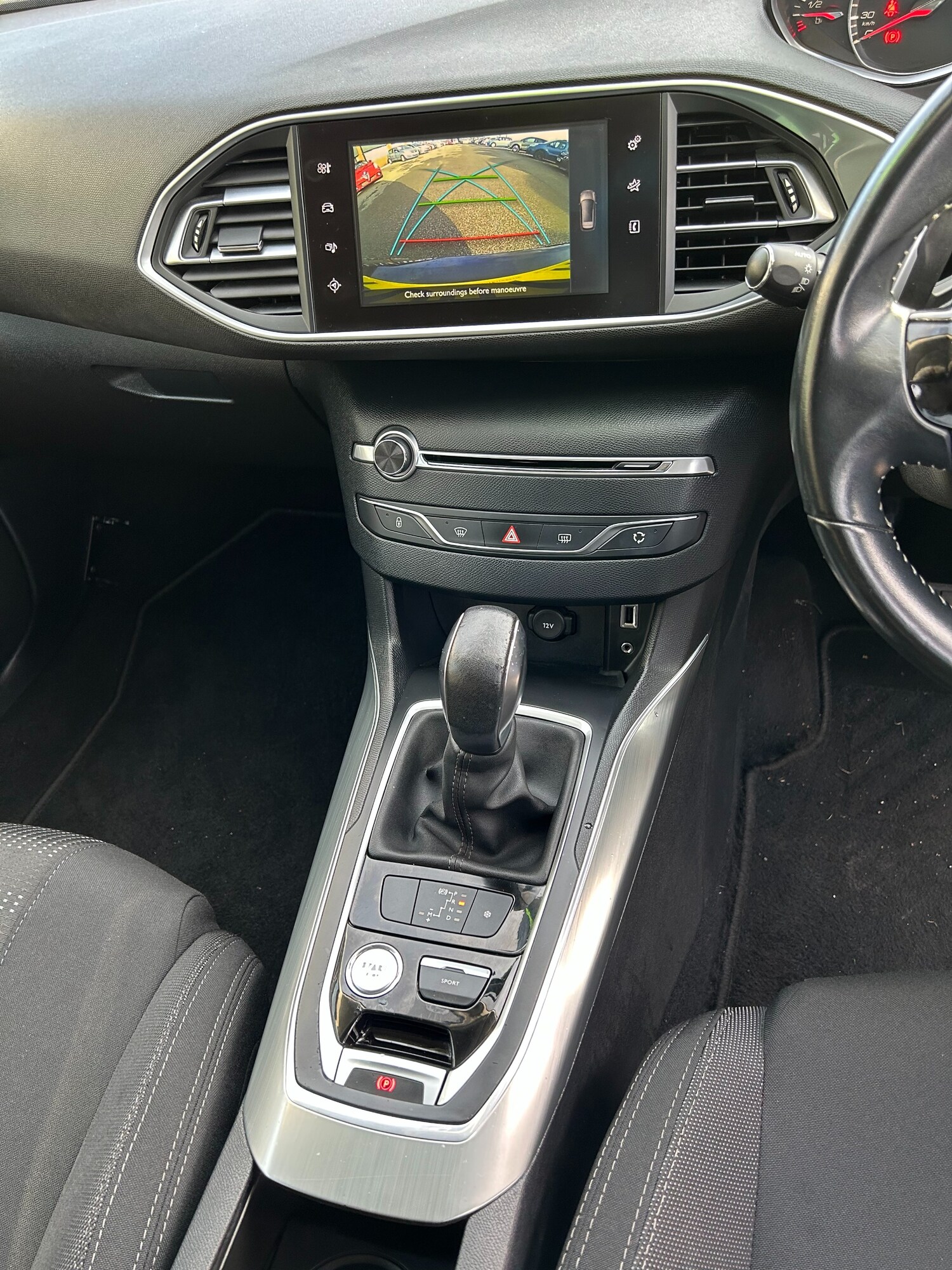 Used Peugeot 308 2017 for sale - 78122312: Photo 17