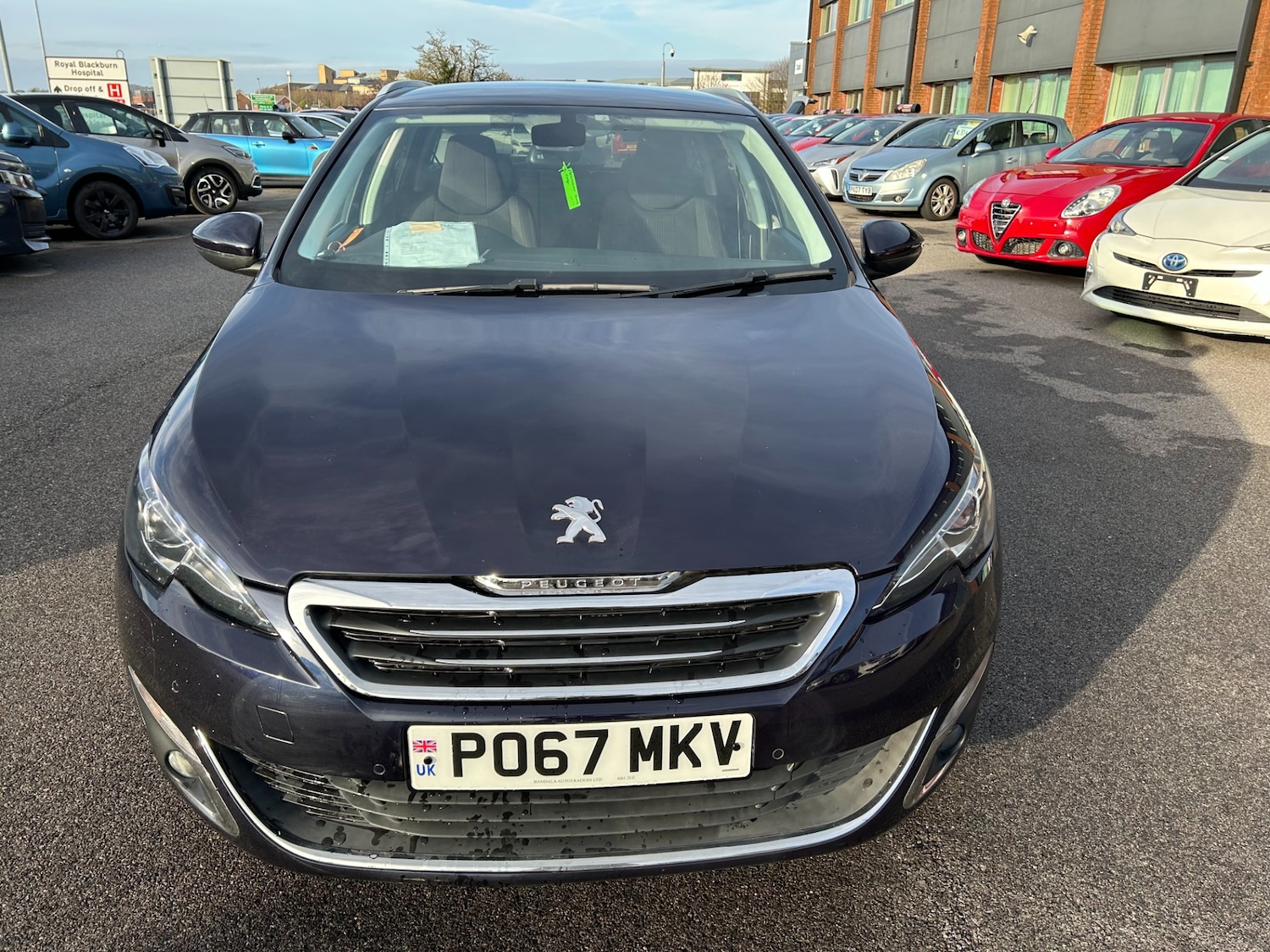 Used Peugeot 308 2017 for sale - 78122312: Photo 2
