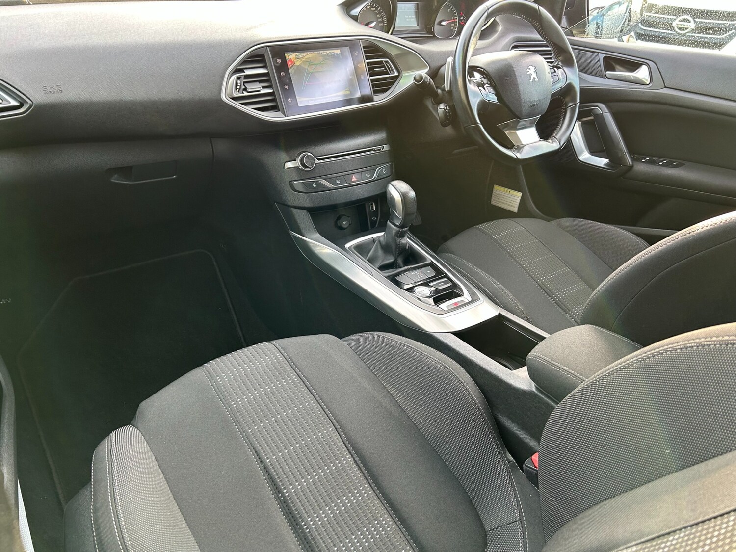 Used Peugeot 308 2017 for sale - 78122312: Photo 8