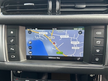 Used Jaguar XF 2017 for sale - 78123219: Photo