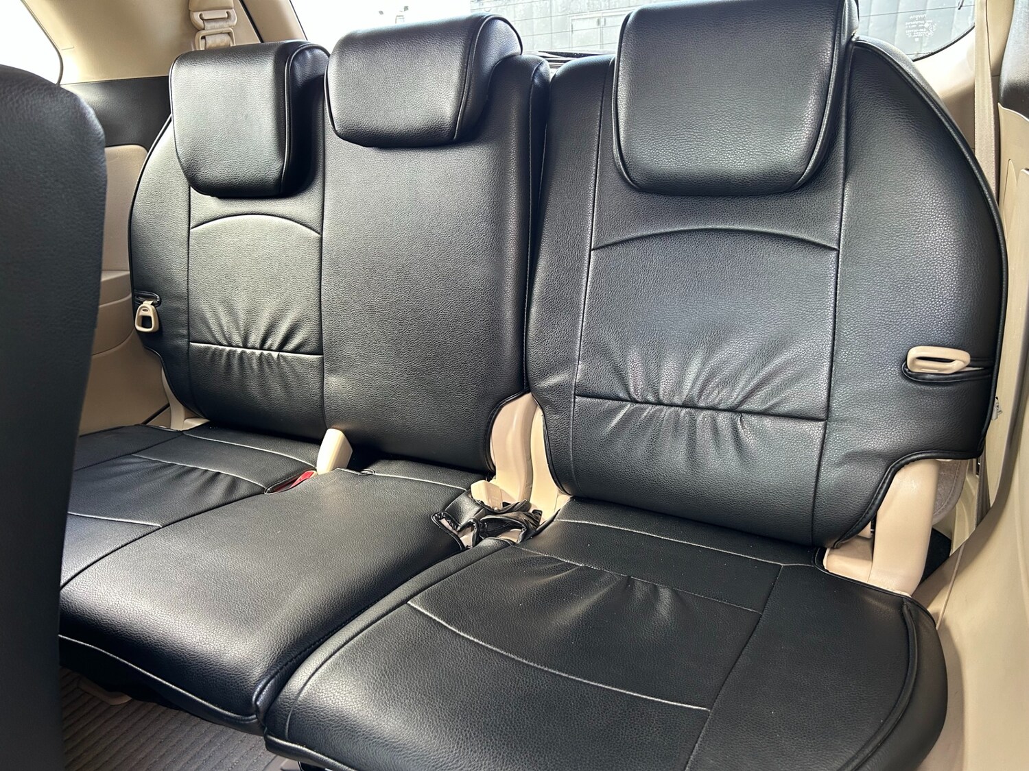 Used Toyota Estima 2015 for sale - 78107940: Photo 8