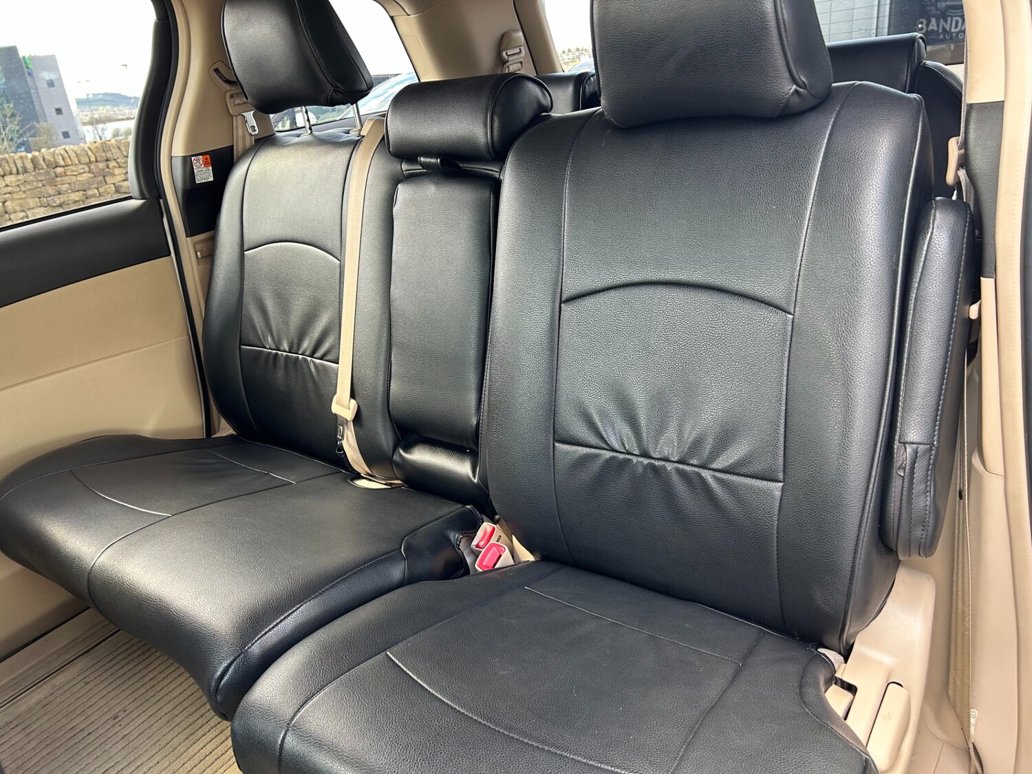 Used Toyota Estima 2015 for sale - 78107940: Photo 9