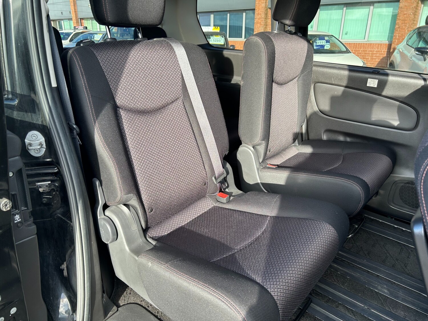 Used Nissan Serena 2025 for sale - 78092961: Photo 13