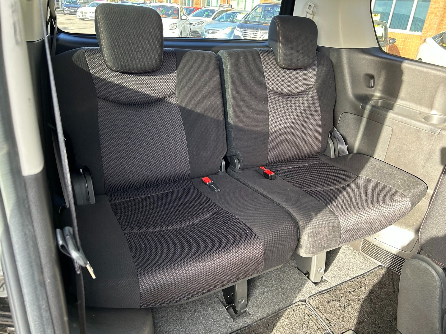 Used Nissan Serena 2025 for sale - 78092961: Photo 14