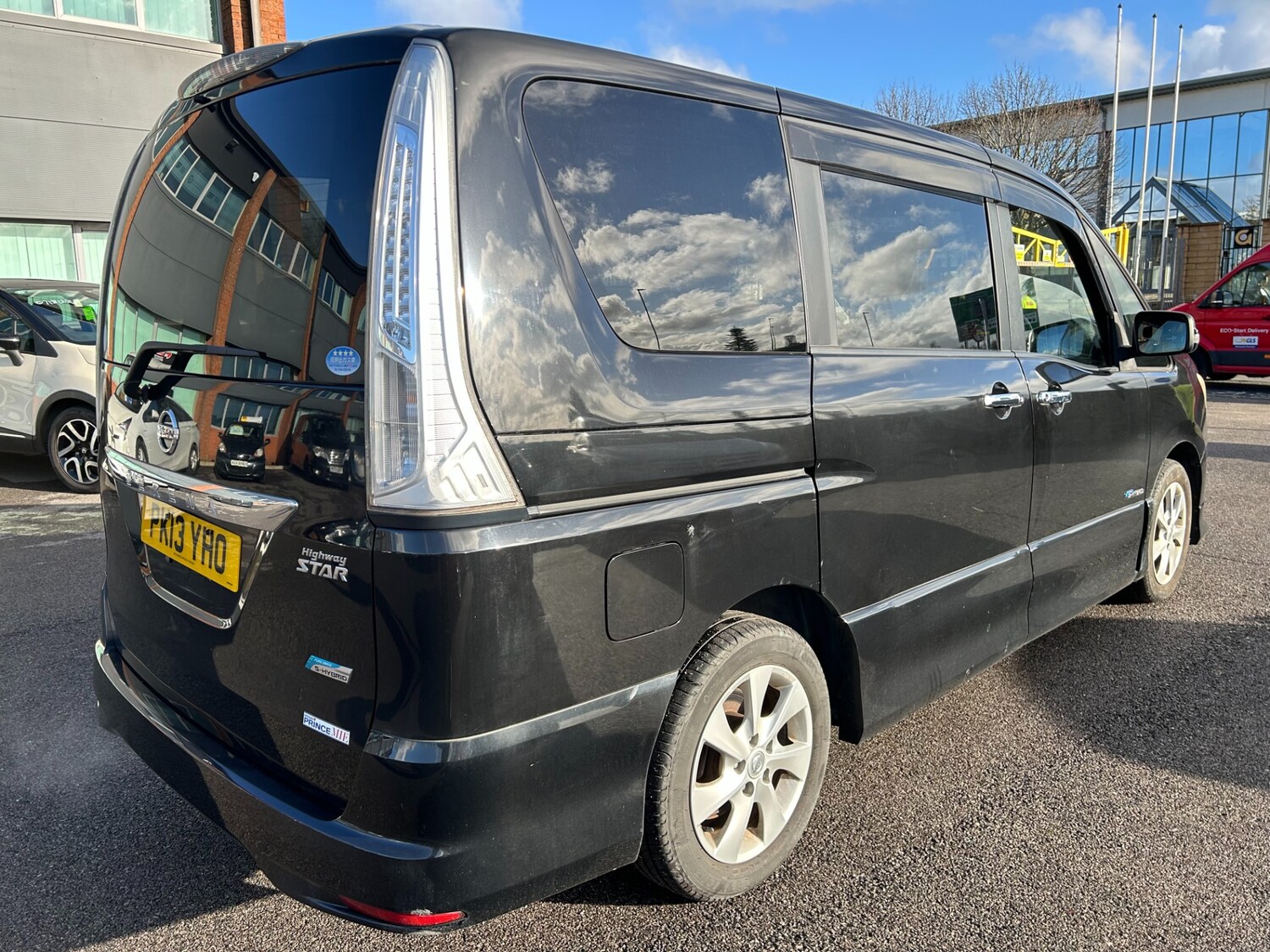 Used Nissan Serena 2025 for sale - 78092961: Photo 6