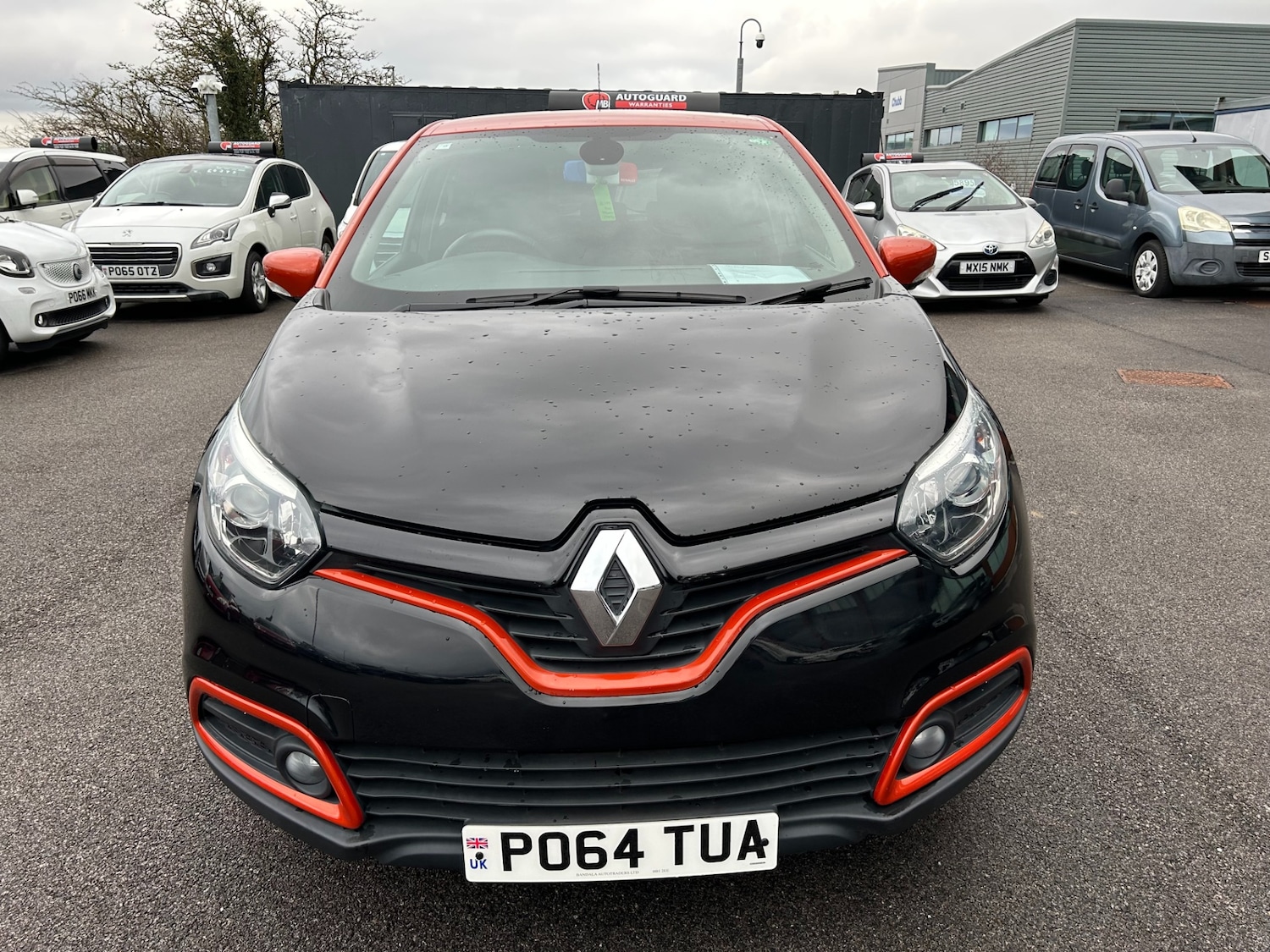 Used Renault Captur 2026 for sale - 78108398: Photo 2