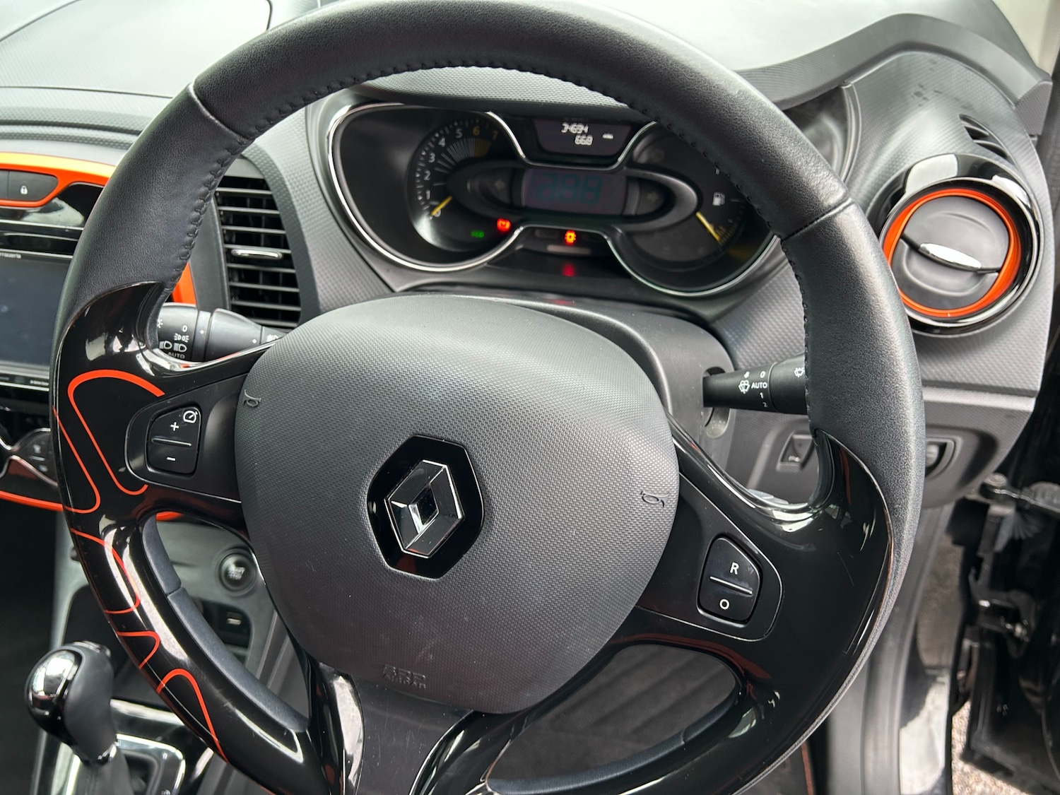 Used Renault Captur 2026 for sale - 78108398: Photo 9