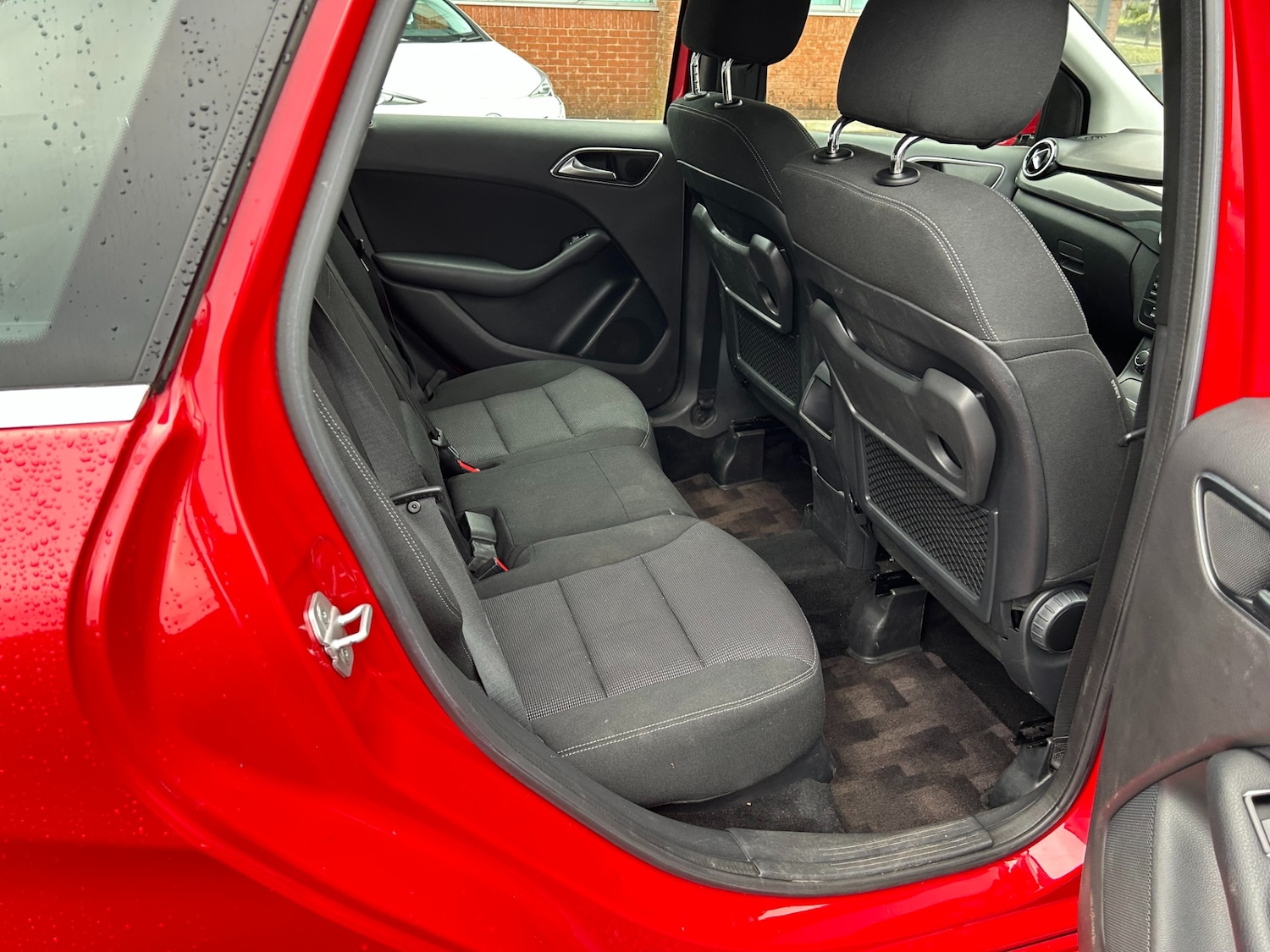 Used Mercedes-Benz B Class 2013 for sale - 78106003: Photo 13