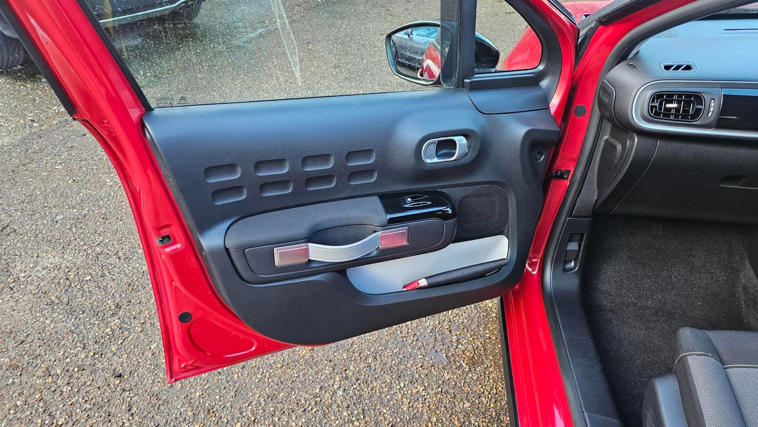 Used Citroen C3 2019 for sale - 76598445: Photo 11