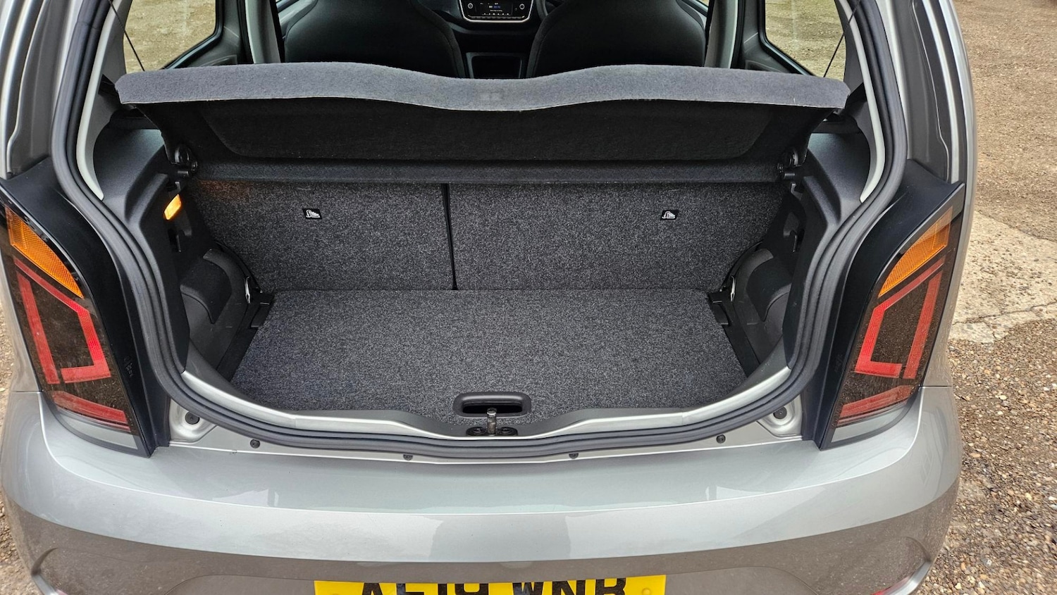 Used Volkswagen up! 2019 for sale - 77323705: Photo 11