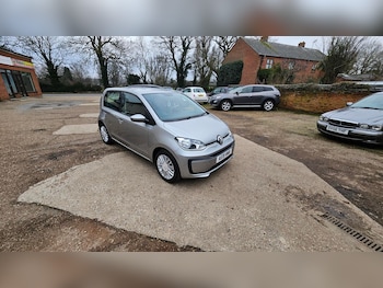 Used Volkswagen up! 2019 for sale - 77323705: Photo