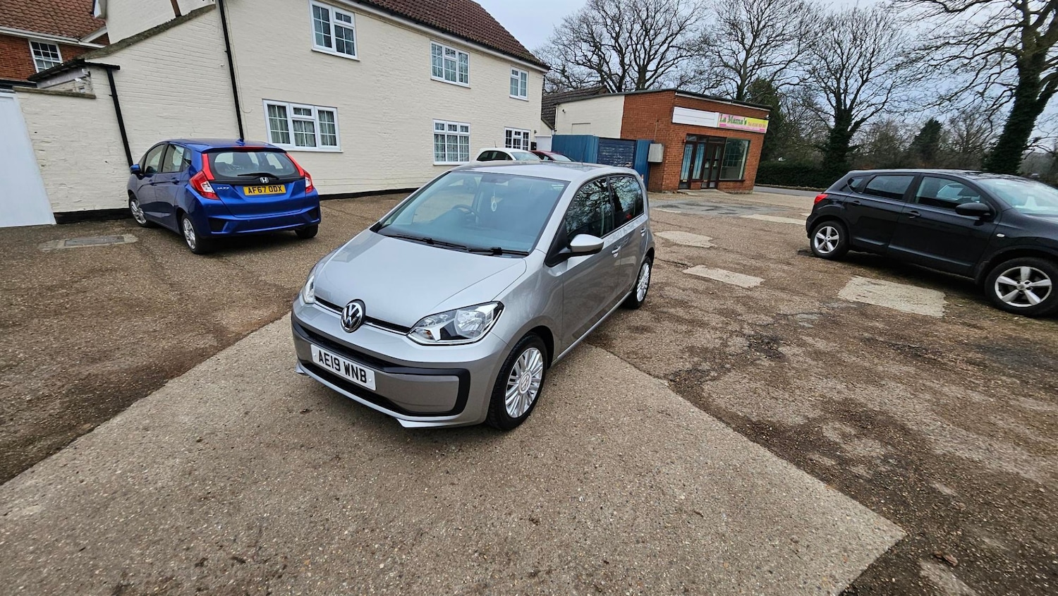 Used Volkswagen up! 2019 for sale - 77323705: Photo 3