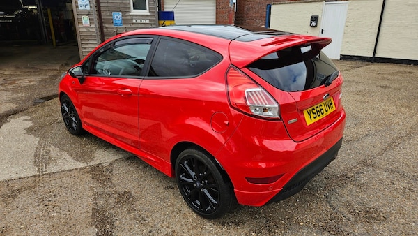 Used Ford Fiesta 2016 for sale - 76206466: Photo 3