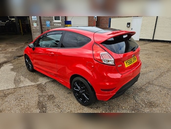 Used Ford Fiesta 2016 for sale - 76206466: Photo