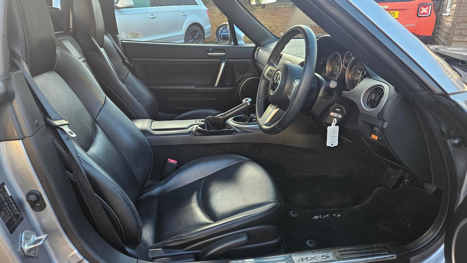 Used Mazda MX-5 2009 for sale - 76706200: Photo 6