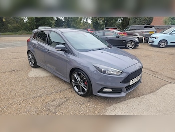 Used Ford Focus 2017 for sale - 76232811: Photo