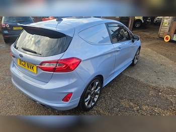 Used Ford Fiesta 2021 for sale - 76692894: Photo