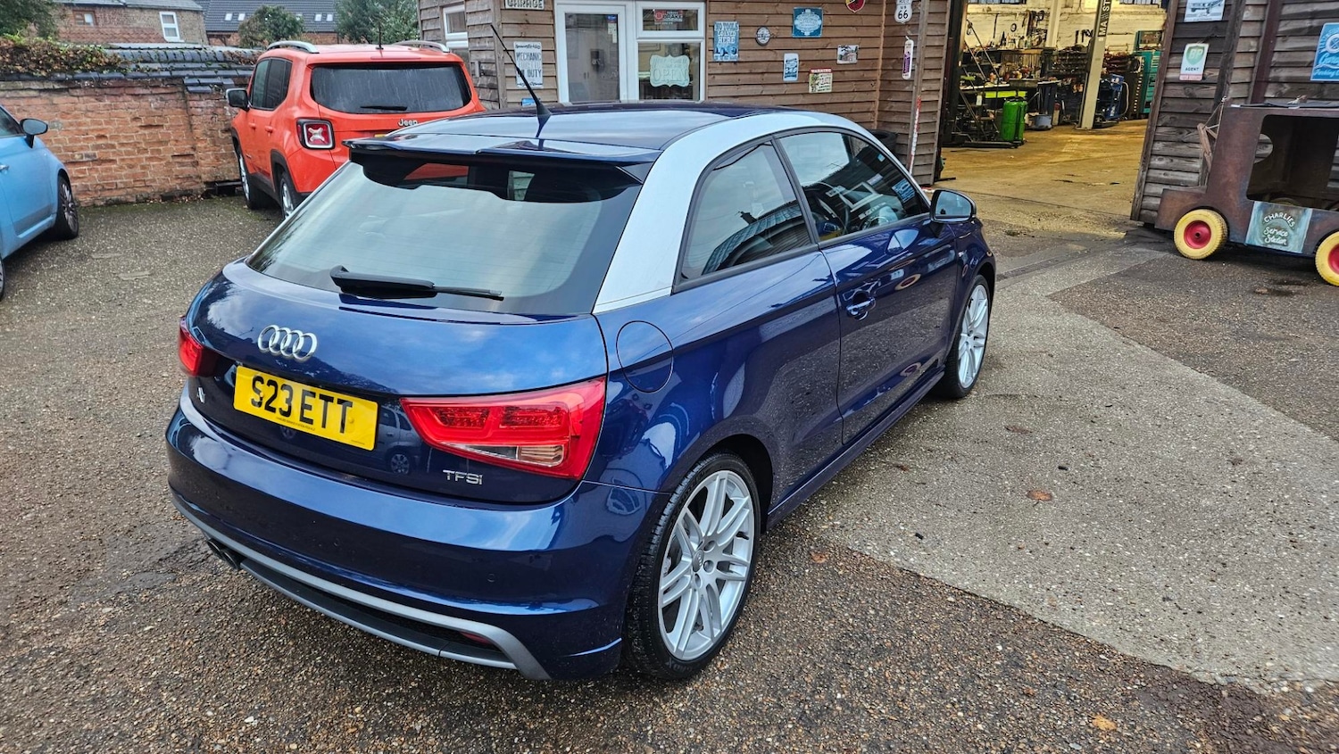 Used Audi A1 2010 for sale - 76329456: Photo 4