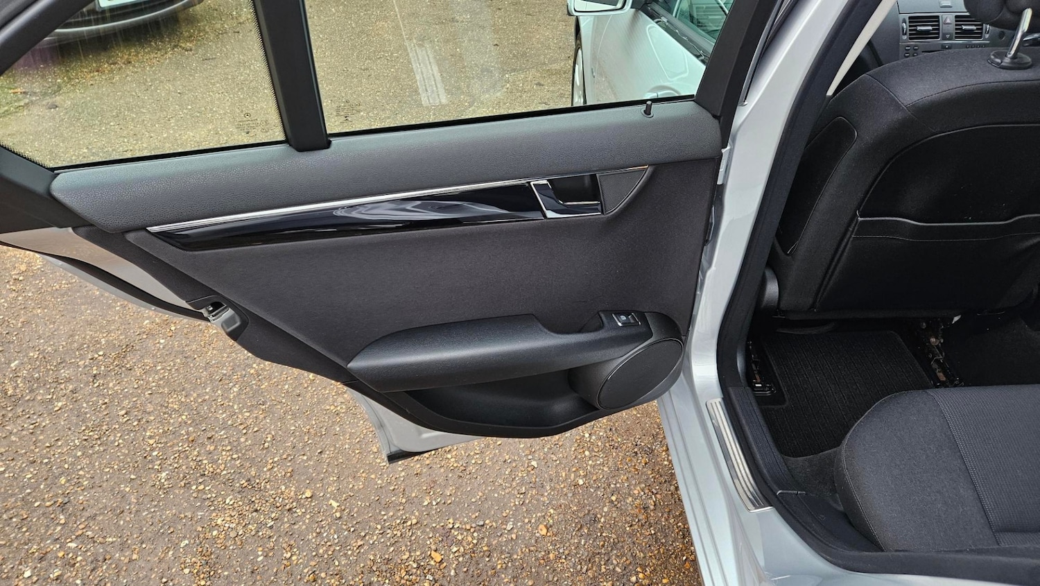 Used Mercedes-Benz C Class 2010 for sale - 77168009: Photo 12