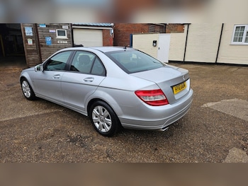 Used Mercedes-Benz C Class 2010 for sale - 77168009: Photo