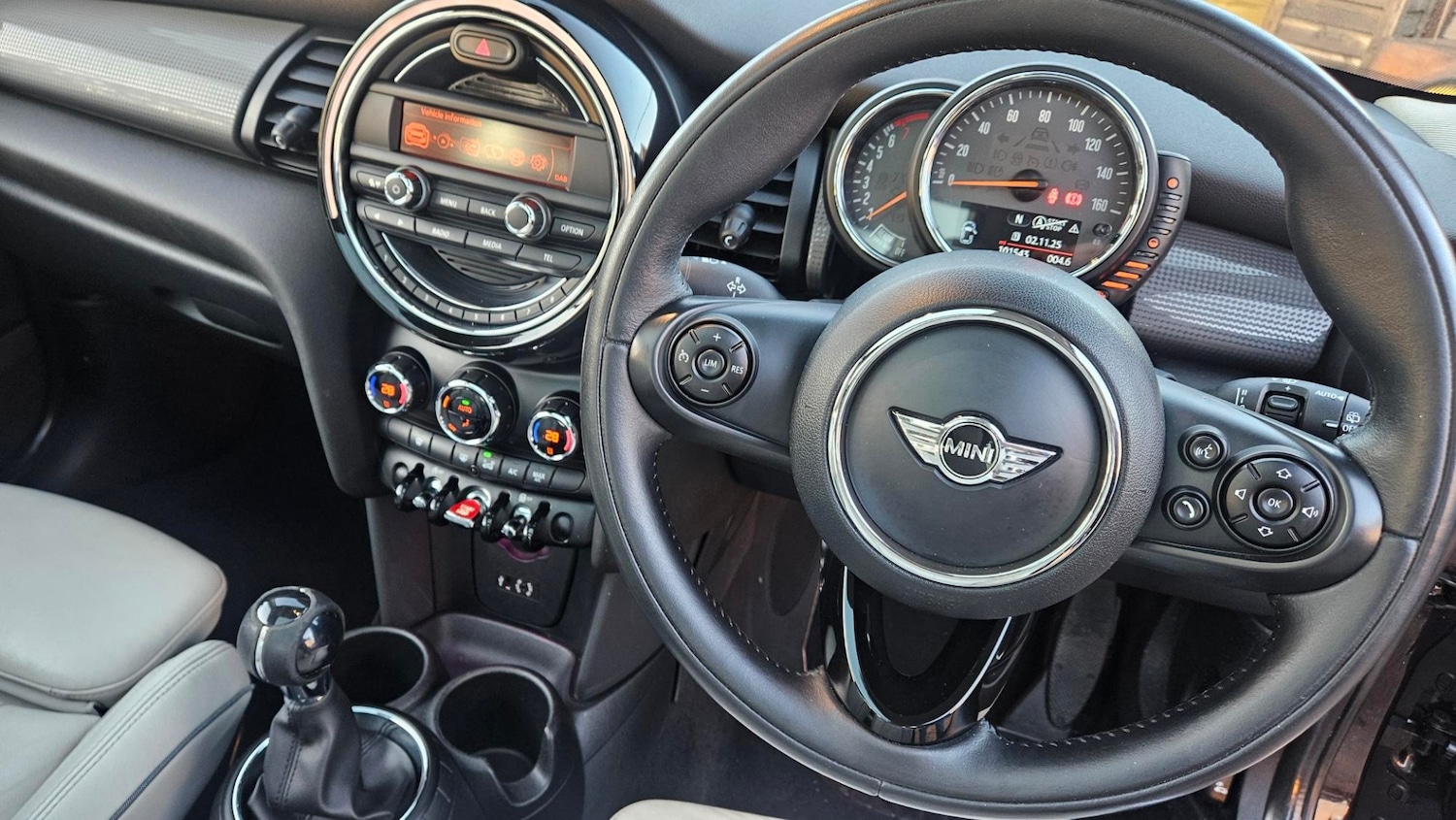 Used MINI Hatch 2014 for sale - 76776468: Photo 9