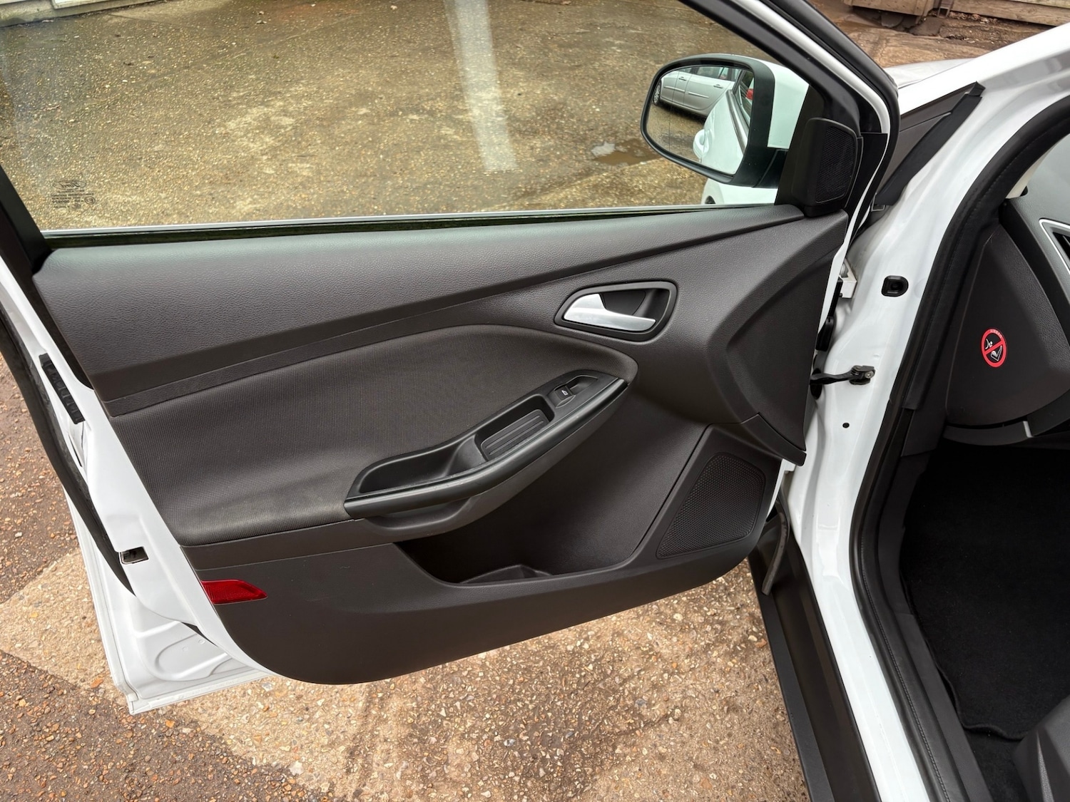 Used Ford Focus 2013 for sale - 77640394: Photo 12