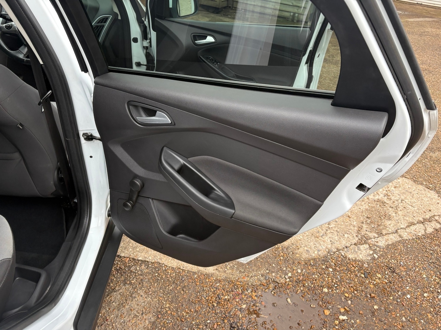 Used Ford Focus 2013 for sale - 77640394: Photo 8