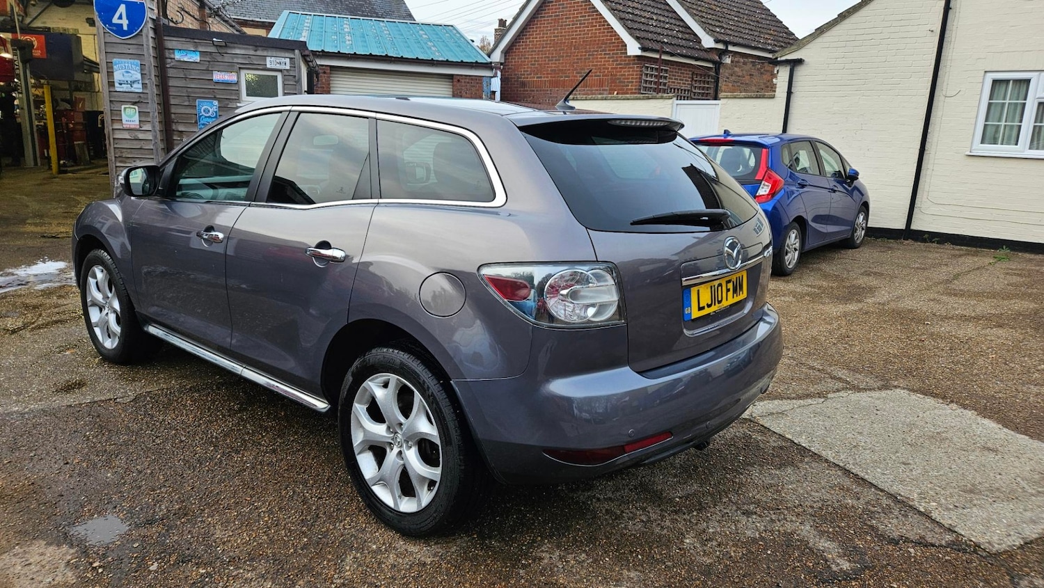Used Mazda CX-7 2010 for sale - 76493817: Photo 3