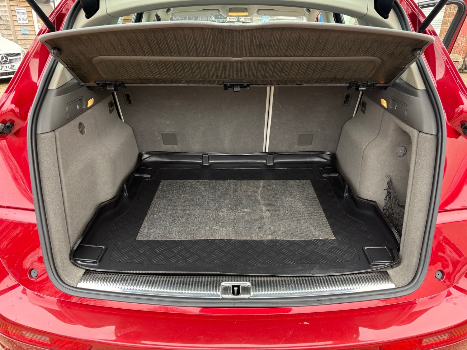 Used Audi Q5 2009 for sale - 77803232: Photo 10