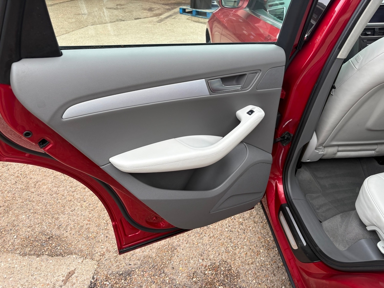 Used Audi Q5 2009 for sale - 77803232: Photo 11