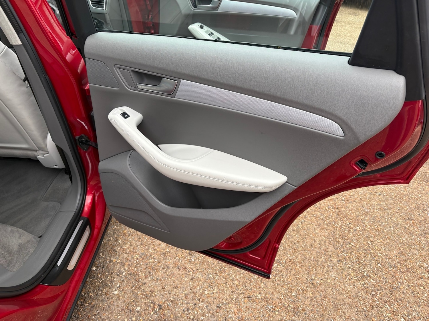 Used Audi Q5 2009 for sale - 77803232: Photo 8