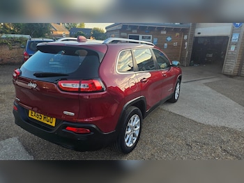 Used Jeep Cherokee 2015 for sale - 75692217: Photo