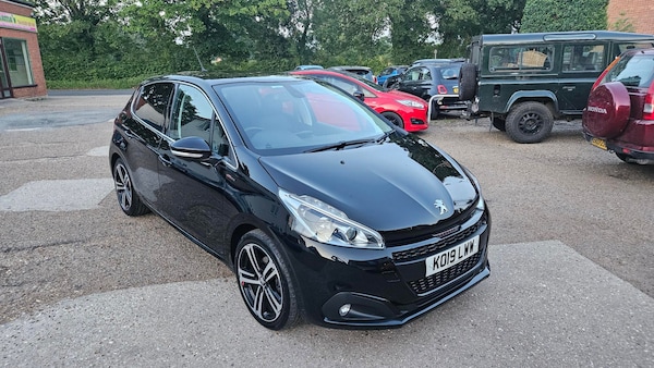 Used Peugeot 208 2019 for sale - 75118442: Photo 1