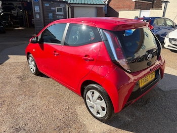 Used Toyota AYGO 2016 for sale - 77932975: Photo