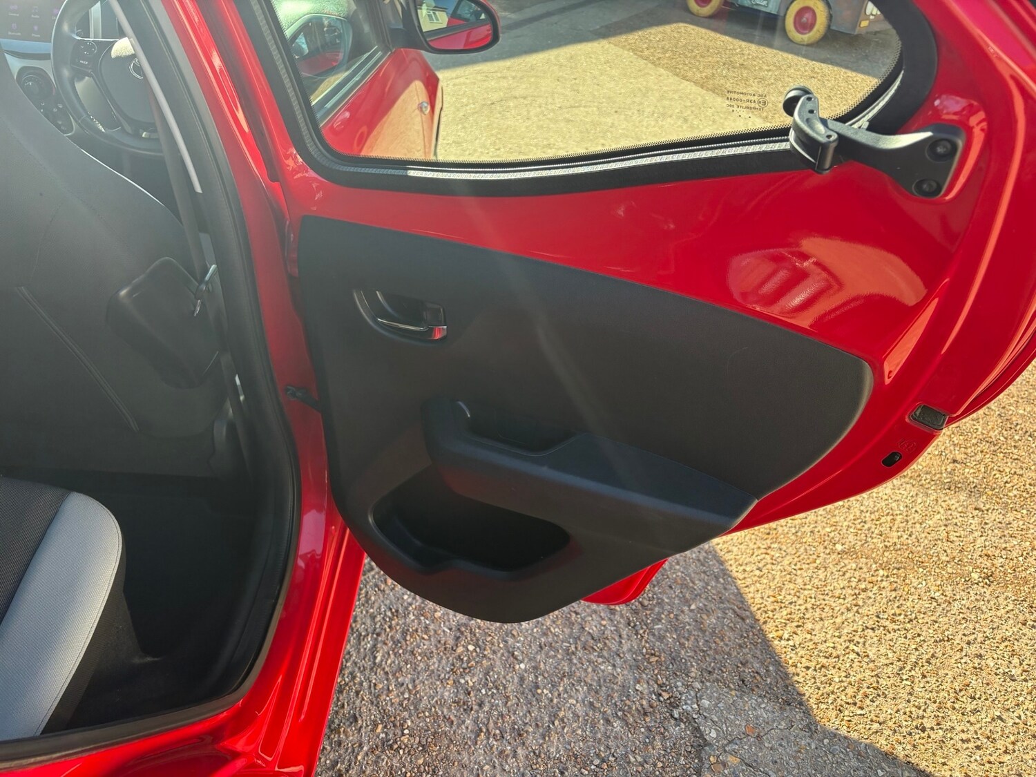 Used Toyota AYGO 2016 for sale - 77932975: Photo 8