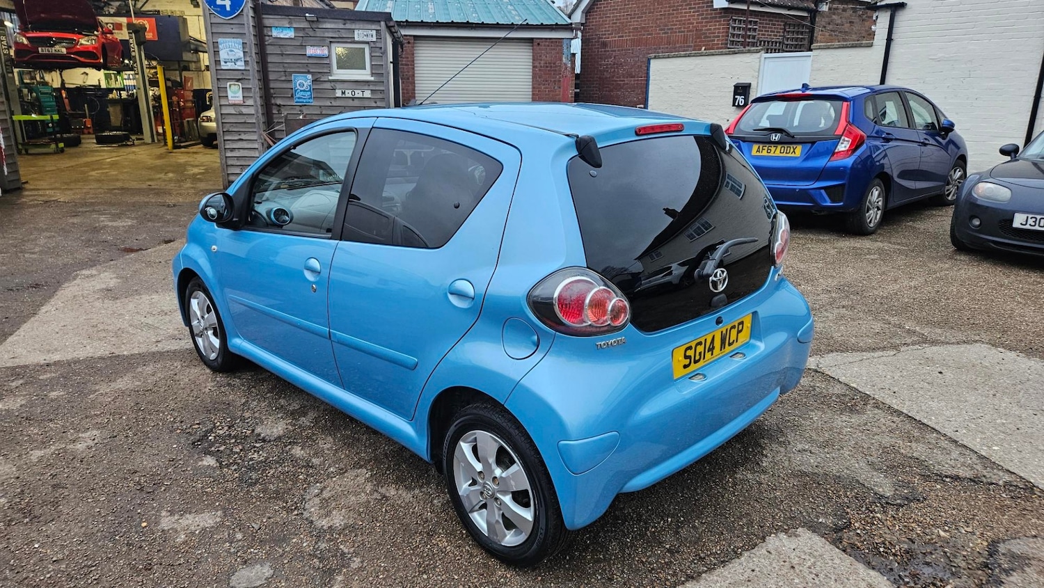 Used Toyota AYGO 2014 for sale - 77492857: Photo 3