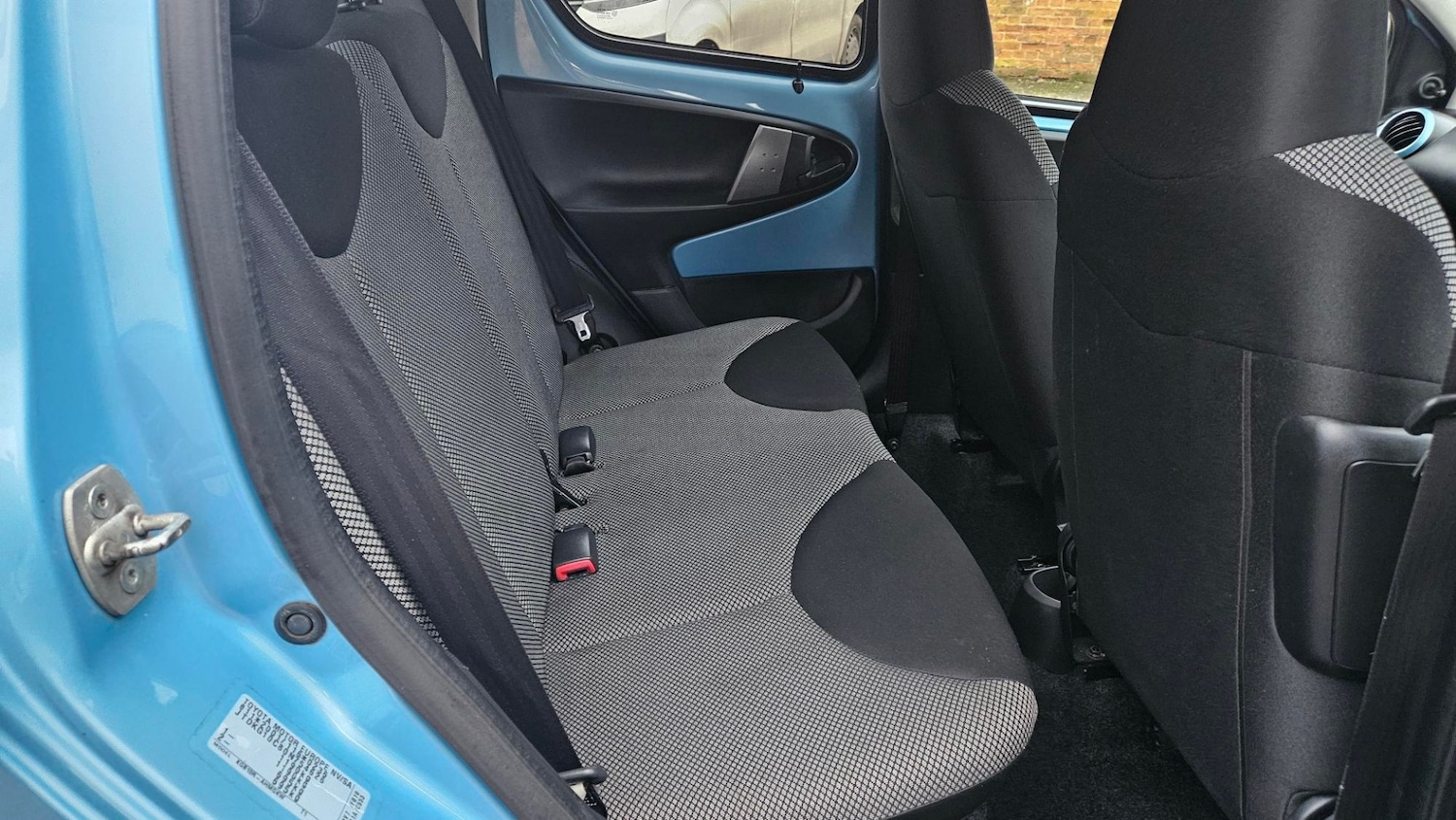 Used Toyota AYGO 2014 for sale - 77492857: Photo 9