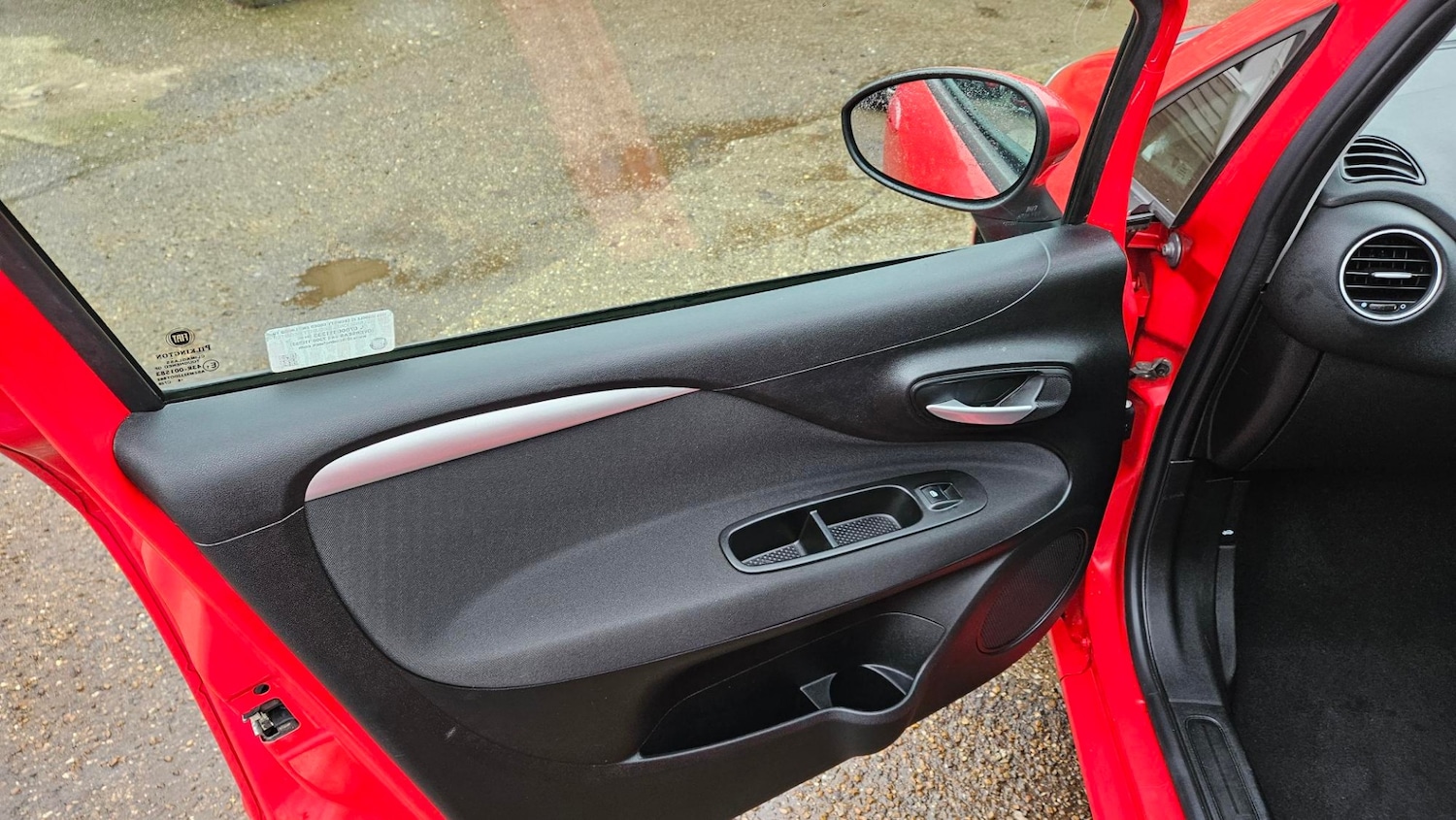 Used Fiat Punto 2014 for sale - 77375990: Photo 12