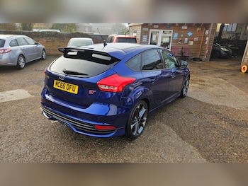 Used Ford Focus 2017 for sale - 76791259: Photo